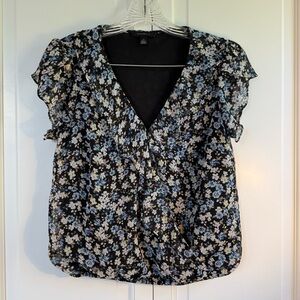 Tamara H. Womens T Shirt Sz S Short Sleeve Blouse Floral V Neck